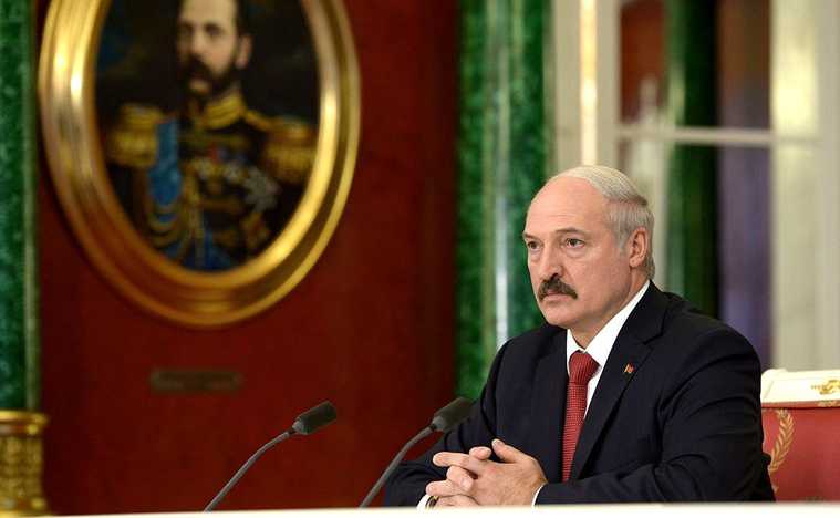 Лукашенко воевать за Крым