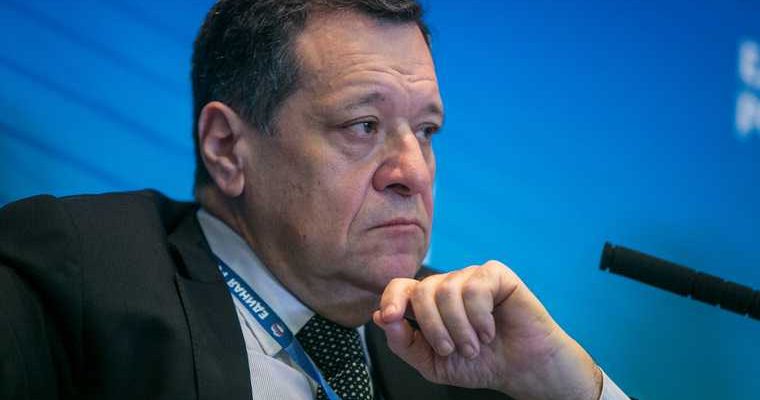 Андрей Макаров бюджет Россия