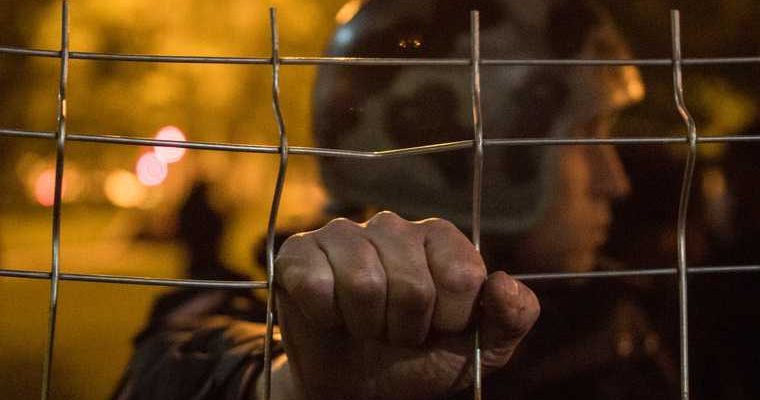 протесты в Киргизии