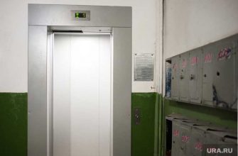 В Петербурге в жилом доме рухнул лифт с пассажирами