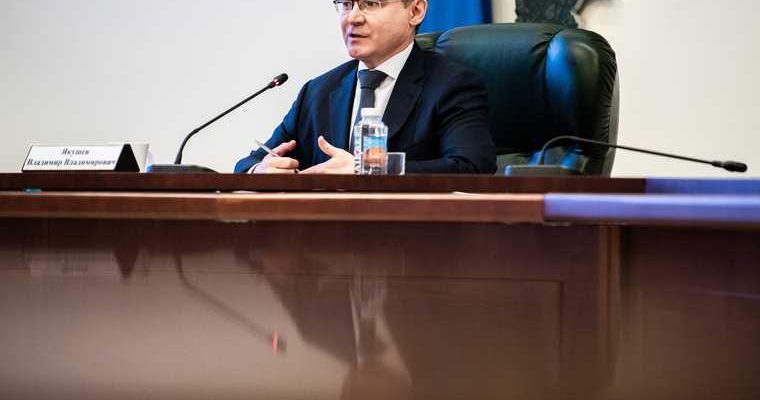 Владимир Якушев