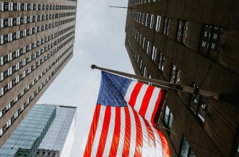 закпрытие генконсульств США Екатеринбург Владивосток посол Майкл Макфол ошибка Трампа закрытие консульства