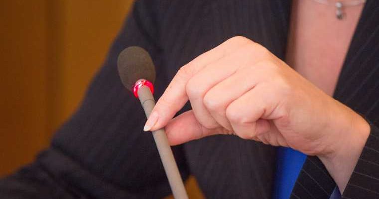 конфликт интересов дочь