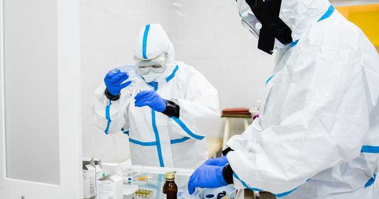 коронаввирус Свердловская область умер врач награда указ губернатора