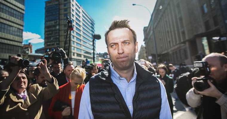 навальный срок тюрьма когда выйдет