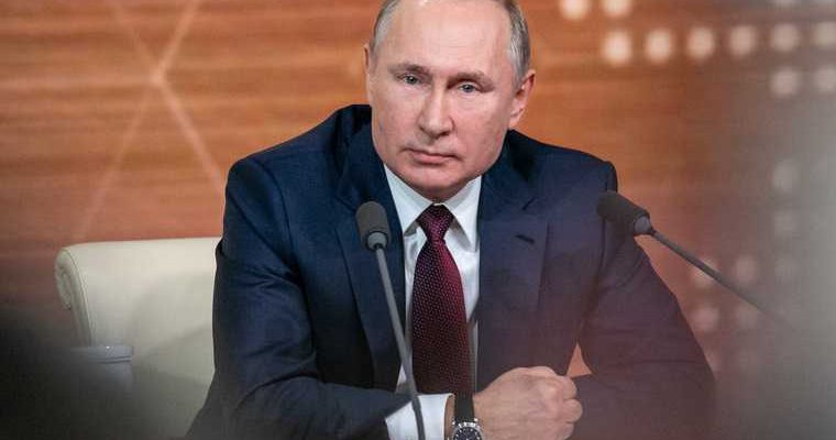 23 февраля в России