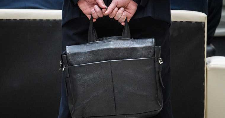 бреднева отставка