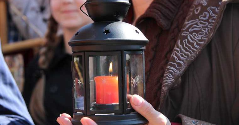 Благодатный огонь привезут в Екатеринбург Пасха 2021