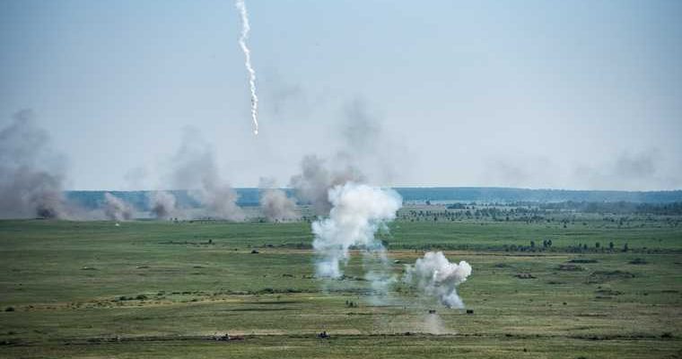 артиллерийский обстрел в Донбассе