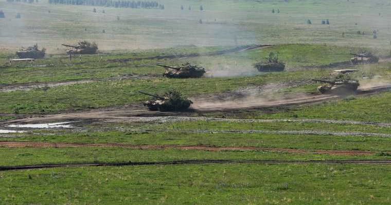 Украина перебросила к Донбассу наступательную технику