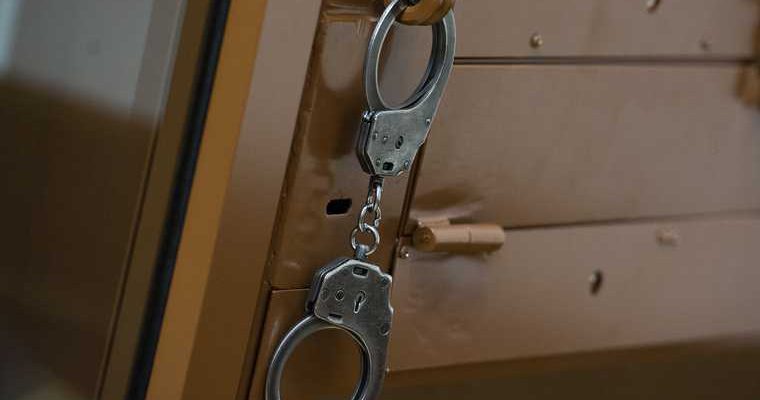 покончила с собой