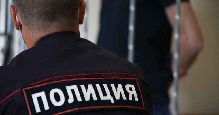 сотрудники полиции взятка 500 тысяч с наркоторговцев Екатеринбург