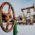 Россия начала снижать добычу нефти