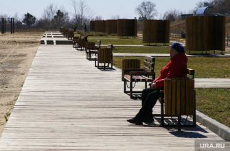 нет скамеек Курган